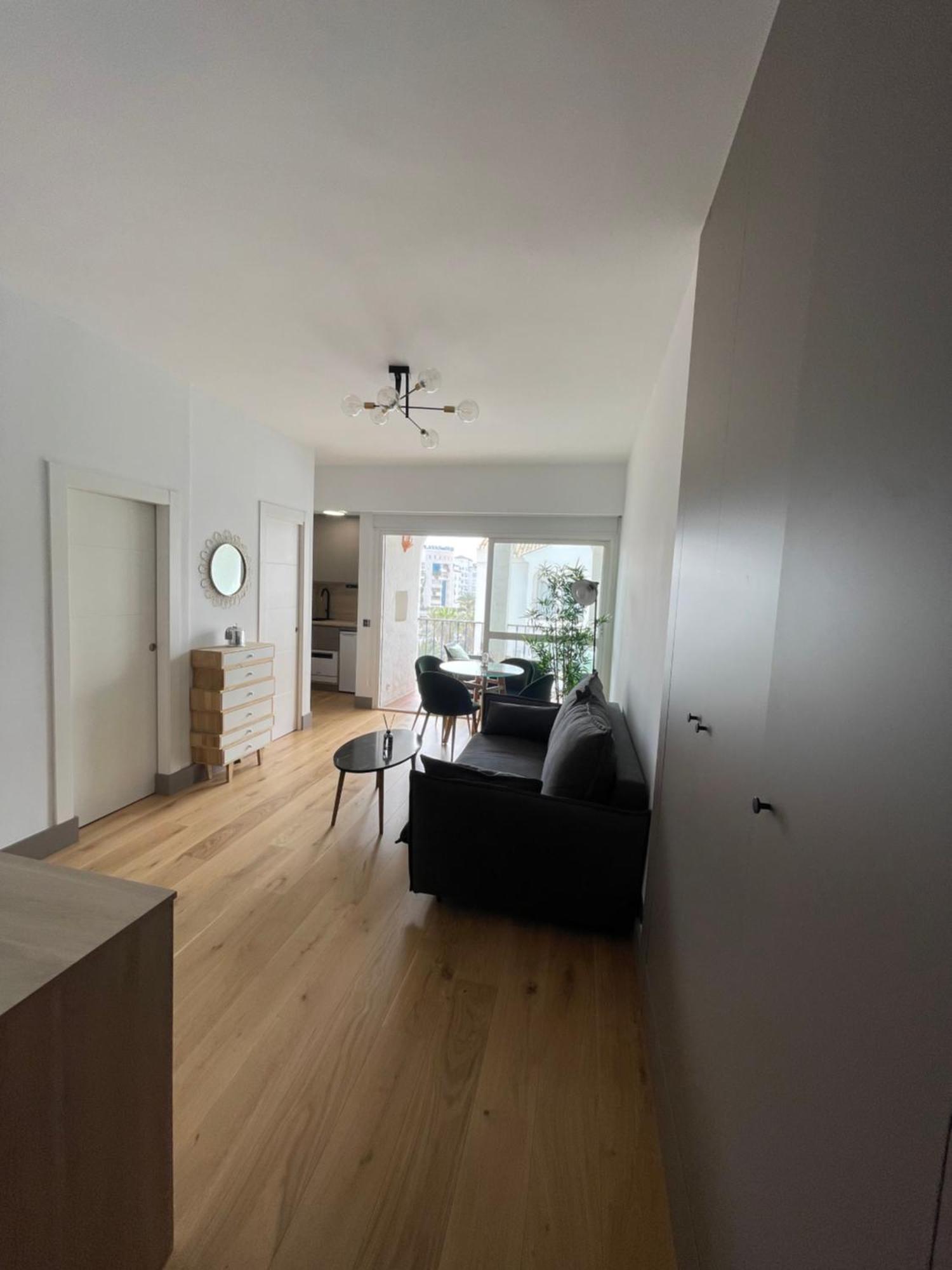 Privado En Occidental Puerto Banus Appartement