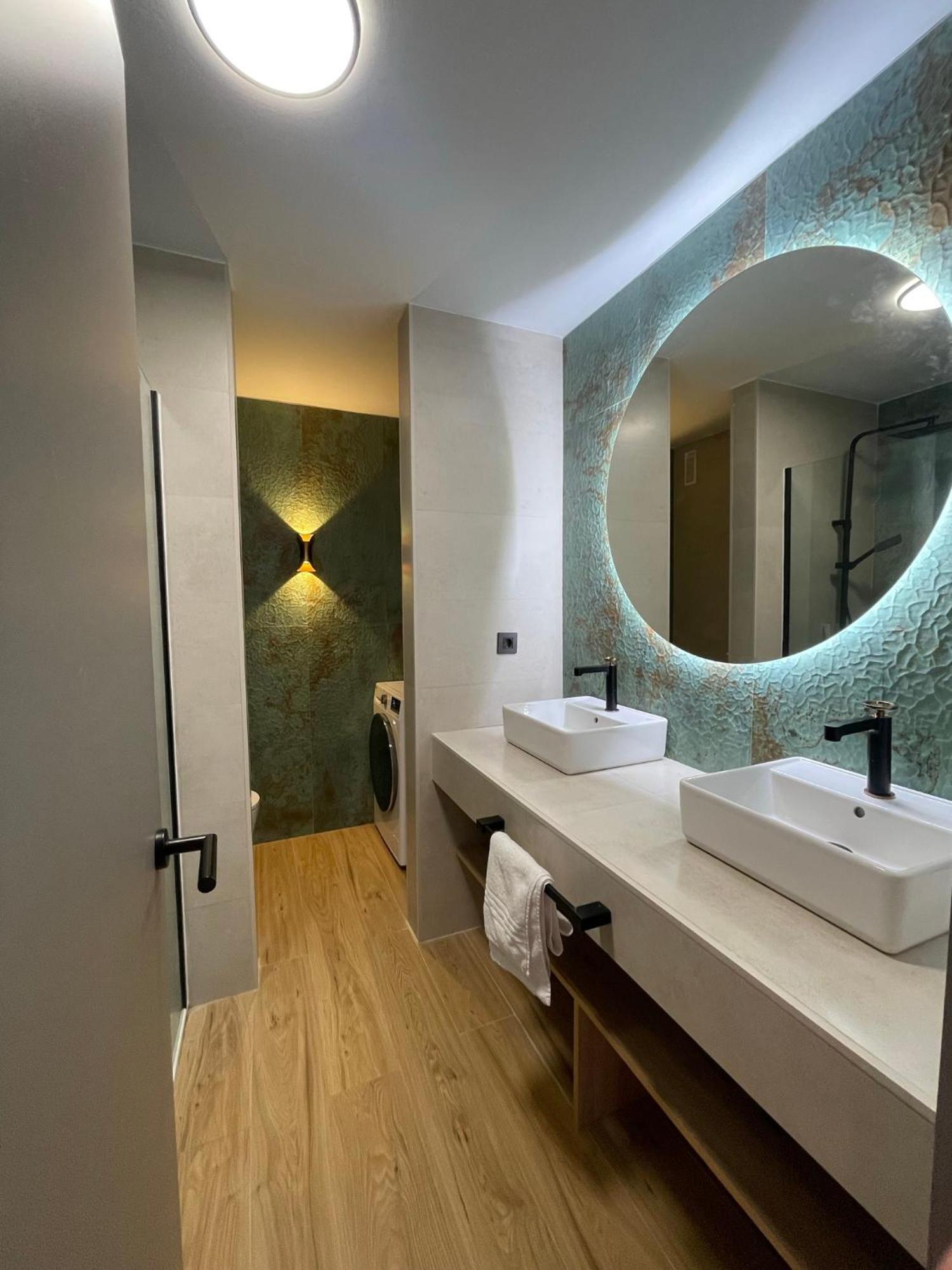 Privado En Occidental Puerto Banus Marbellac